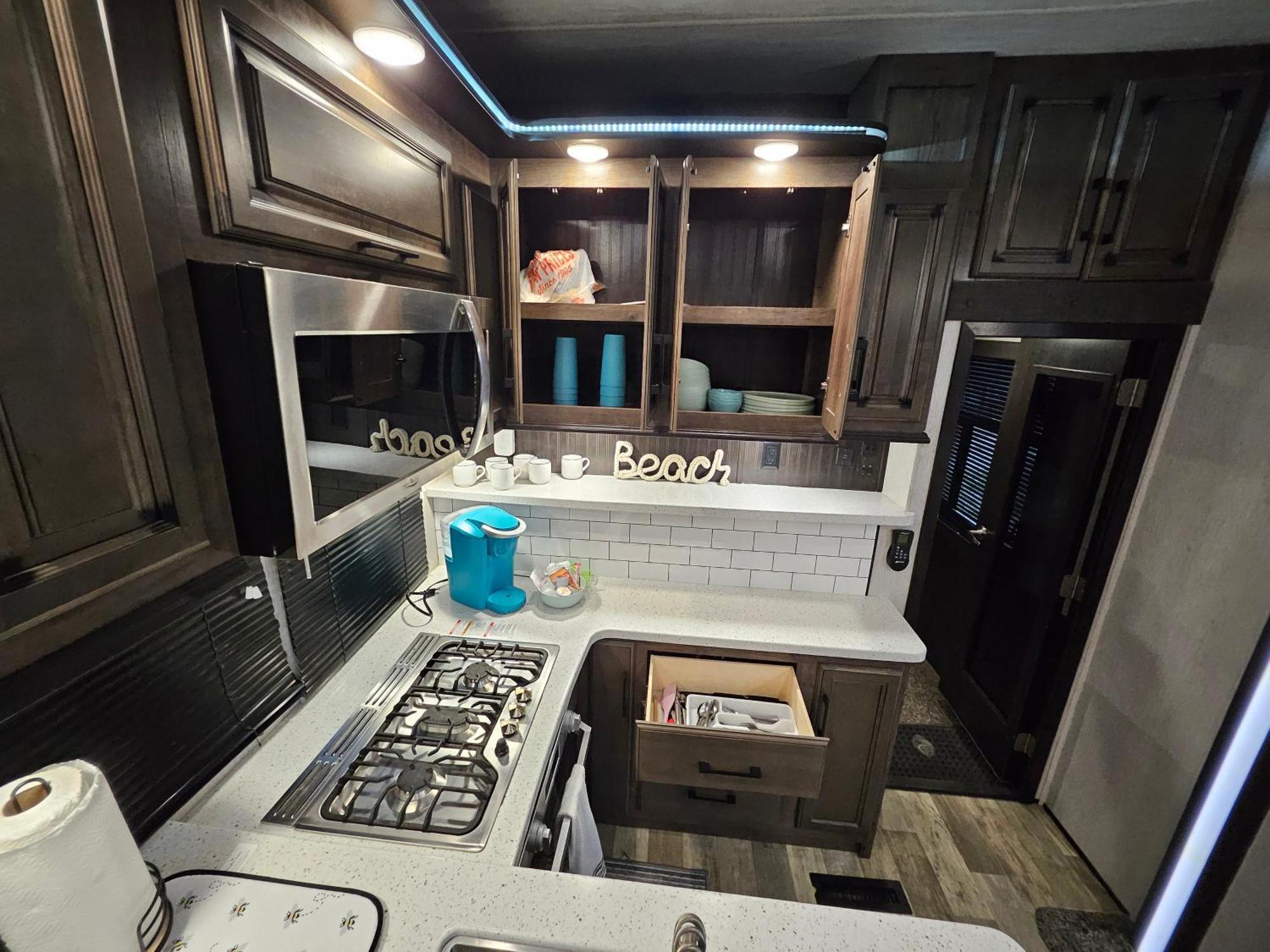Hailey'S Beach-N-Bay Rv Resort Gilchrist Экстерьер фото