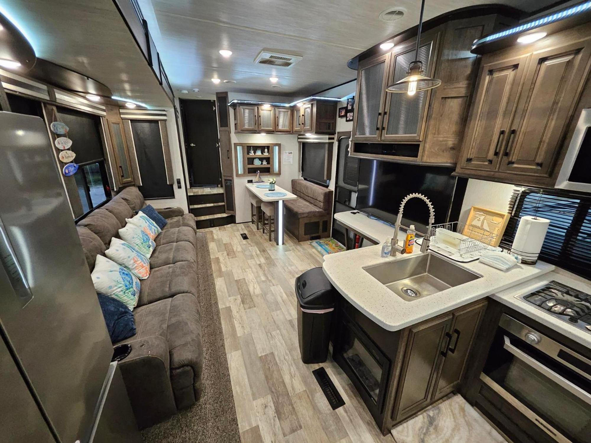 Hailey'S Beach-N-Bay Rv Resort Gilchrist Экстерьер фото